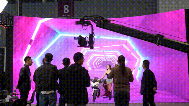2 00_00_00-00_00_30.gif